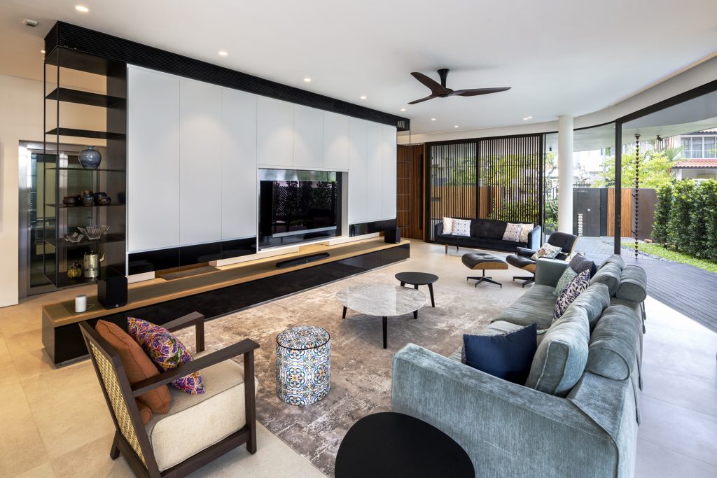 12 Coronation Drive