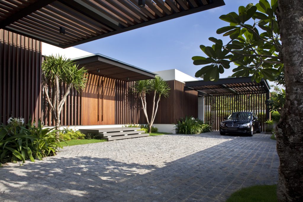 Enclosed Open House 02