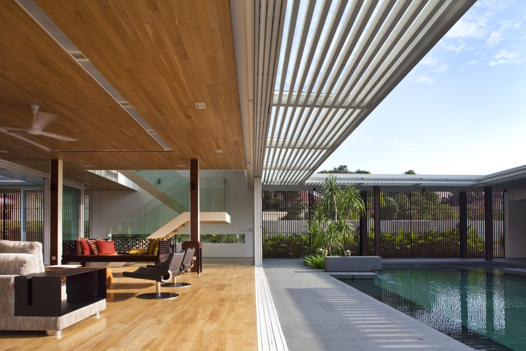 Enclosed Open House 08