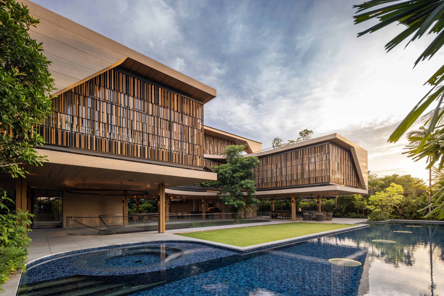 House Above The Trees (11)