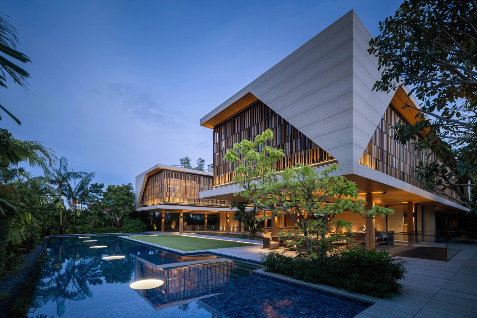 House Above The Trees (13)