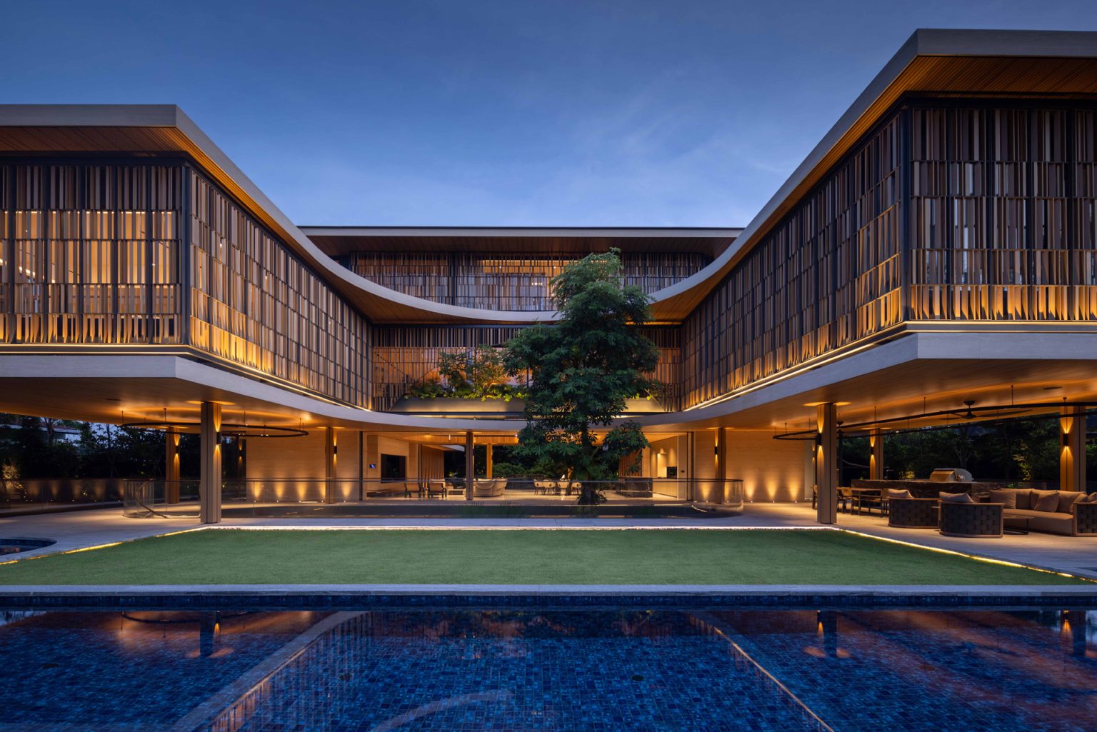 House Above The Trees (14)