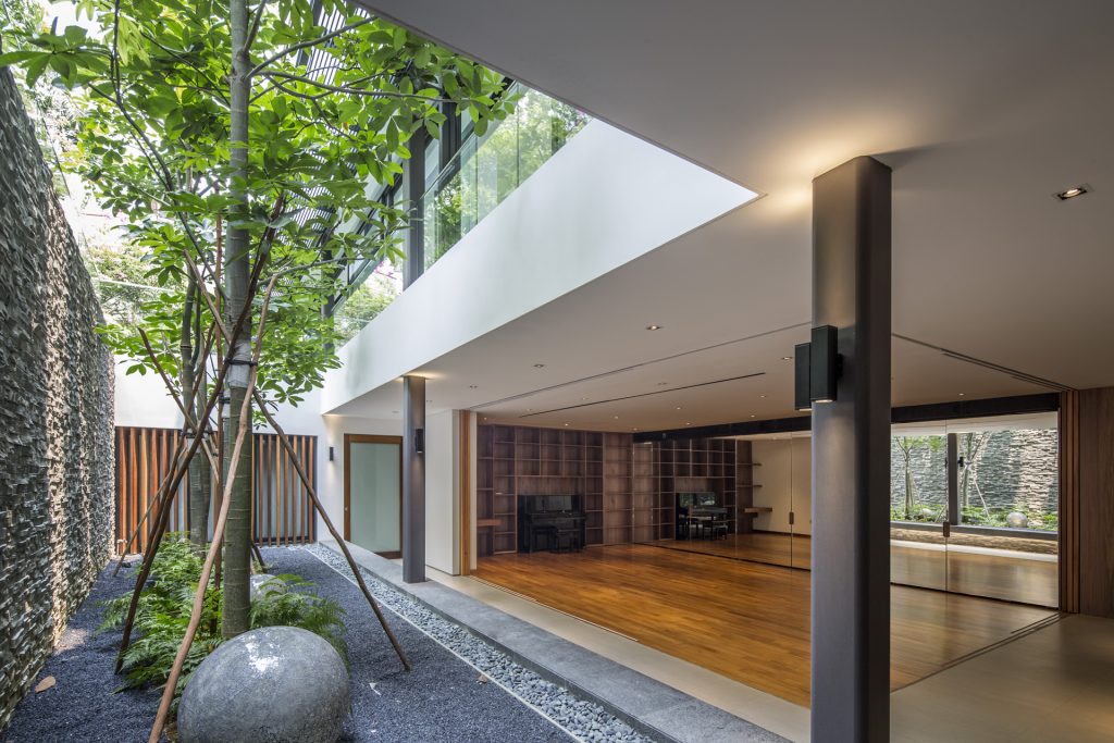 8 Wilby Road House