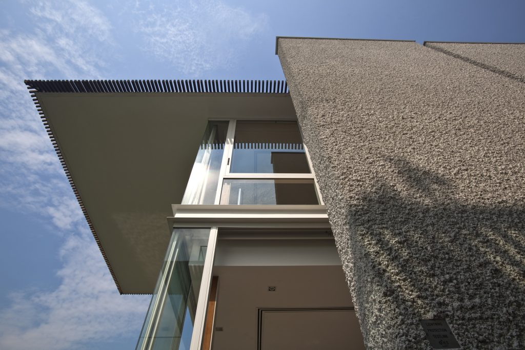 Wallflower Sun Cap House 06