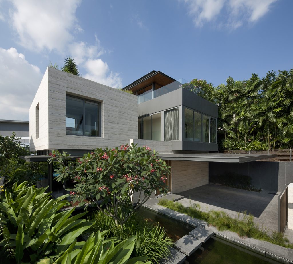 Wallflower Travertine Dream House 02