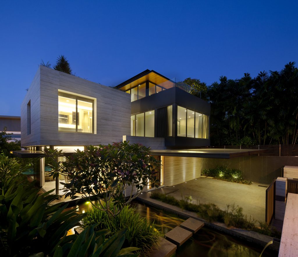 Wallflower Travertine Dream House 16