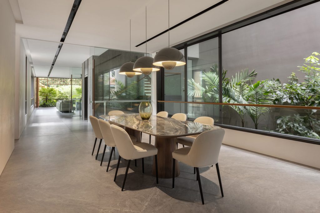 Beyond the Lattice House (13)