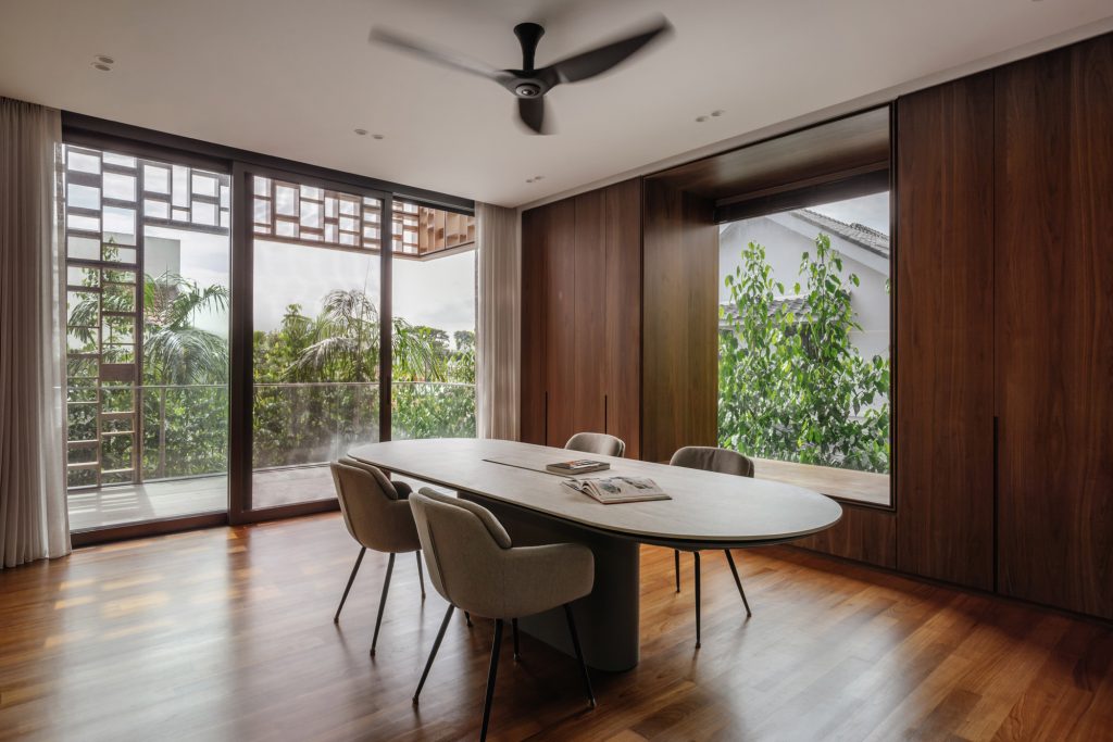 Beyond the Lattice House (8)