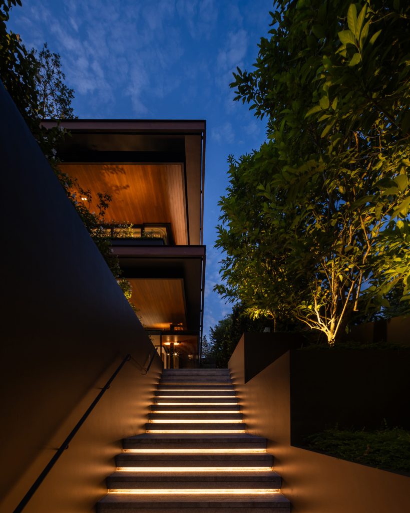 House of Stillness (14)